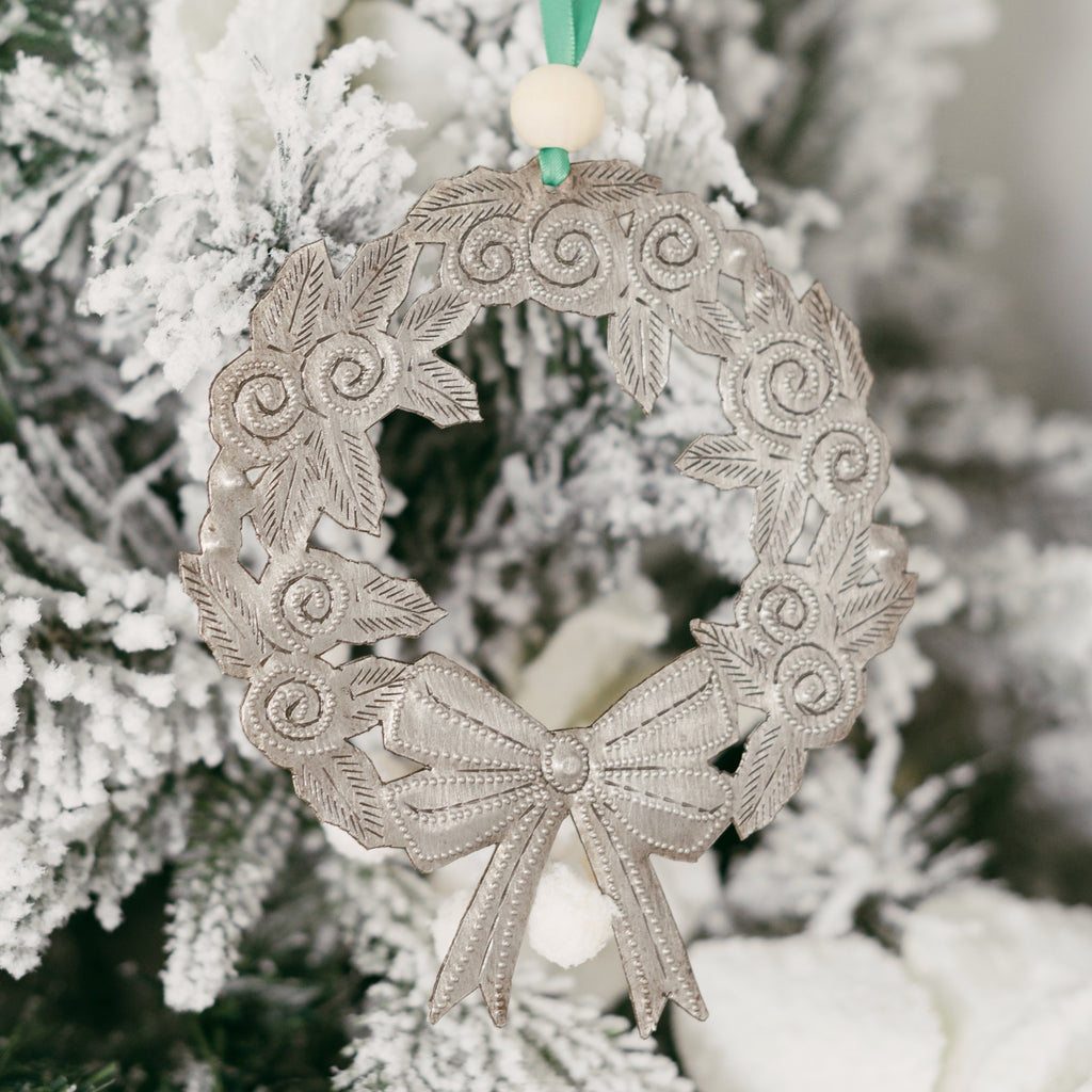 Metal Art Ornament - Wreath