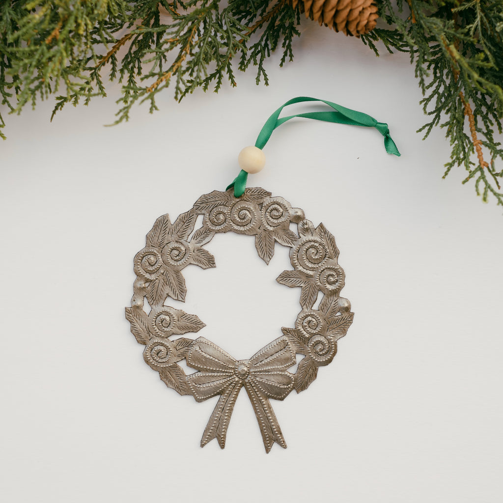 Metal Art Ornament - Wreath